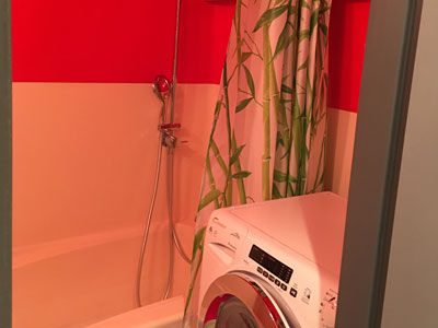 La salle de bains Charlotte Perriand rénovée